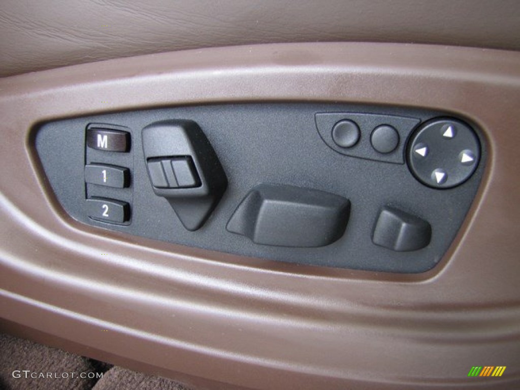 2010 BMW X5 xDrive30i Controls Photo #93518447