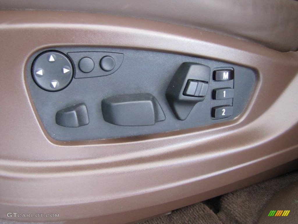 2010 BMW X5 xDrive30i Controls Photo #93518642
