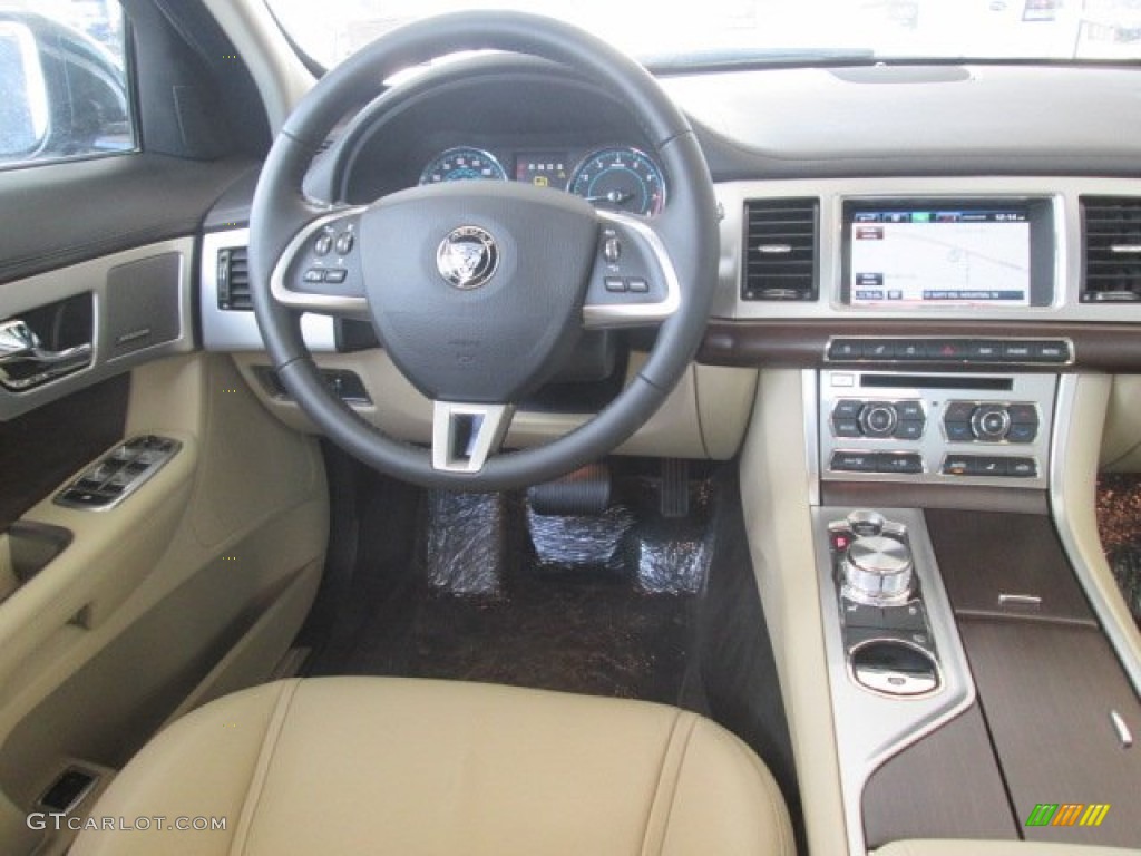 2014 XF 2.0T - British Racing Green Metallic / Barley/Warm Charcoal photo #11