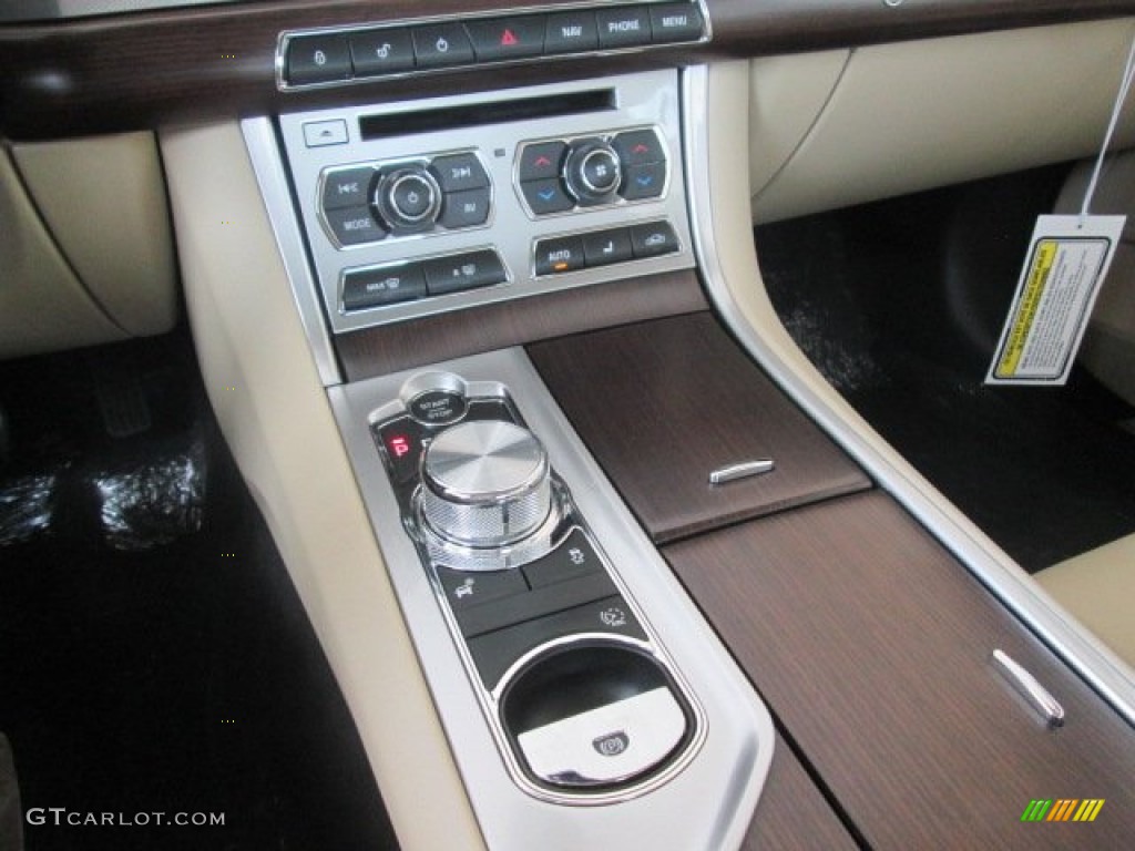 2014 XF 2.0T - British Racing Green Metallic / Barley/Warm Charcoal photo #17