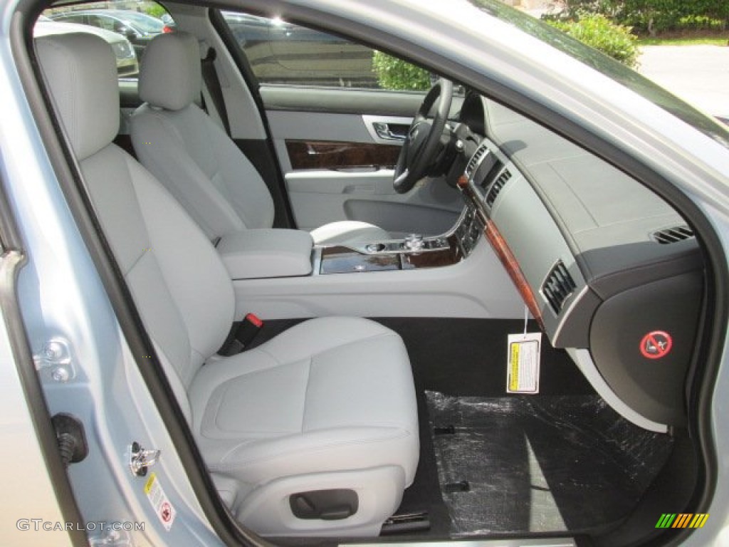2014 Jaguar XF 3.0 Front Seat Photos
