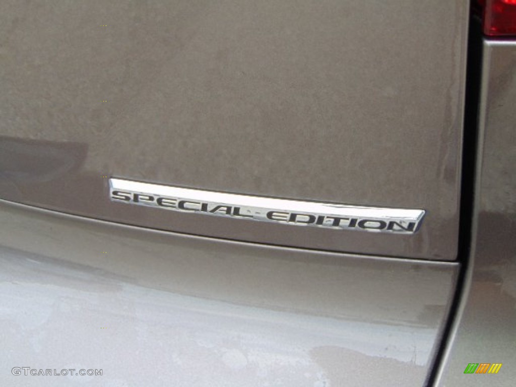 2011 CR-V SE 4WD - Urban Titanium Metallic / Black photo #9