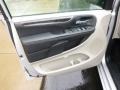 Bright Silver Metallic - Town & Country Touring - L Photo No. 11