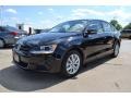 Black - Jetta SE Sedan Photo No. 1