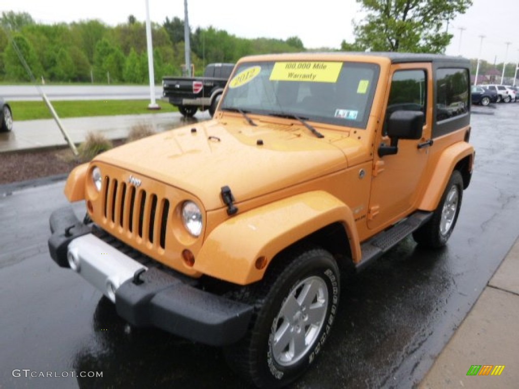 2012 Wrangler Sahara 4x4 - Dozer Yellow / Black/Dark Saddle photo #4