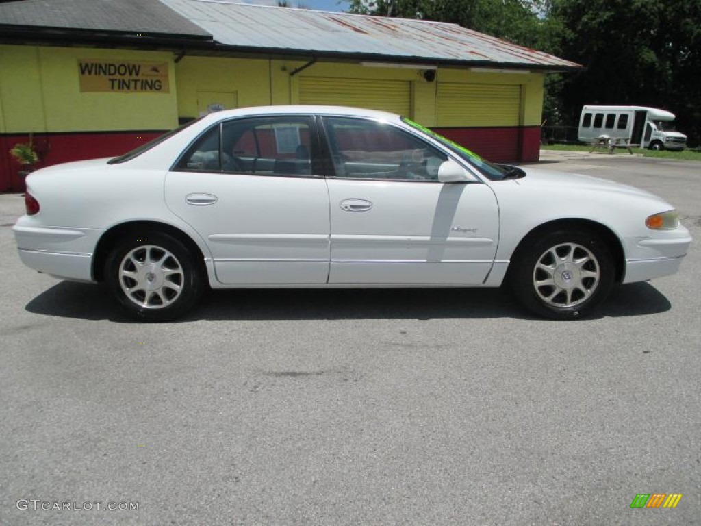 1998 Regal LS - Bright White / Medium Gray photo #2