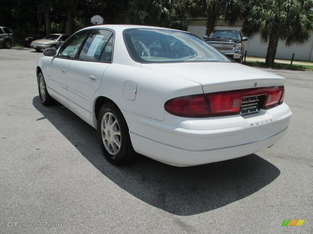 1998 Regal LS - Bright White / Medium Gray photo #5