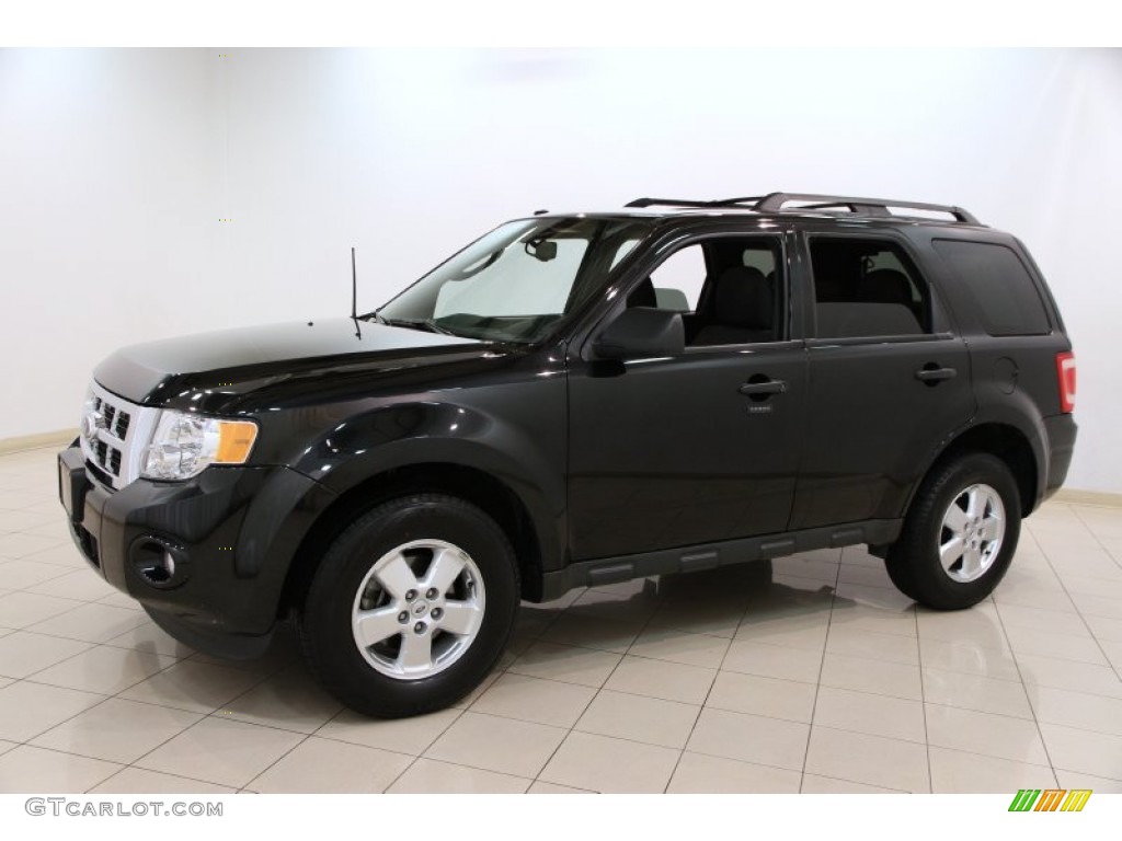 2011 Escape XLT - Tuxedo Black Metallic / Charcoal Black photo #3