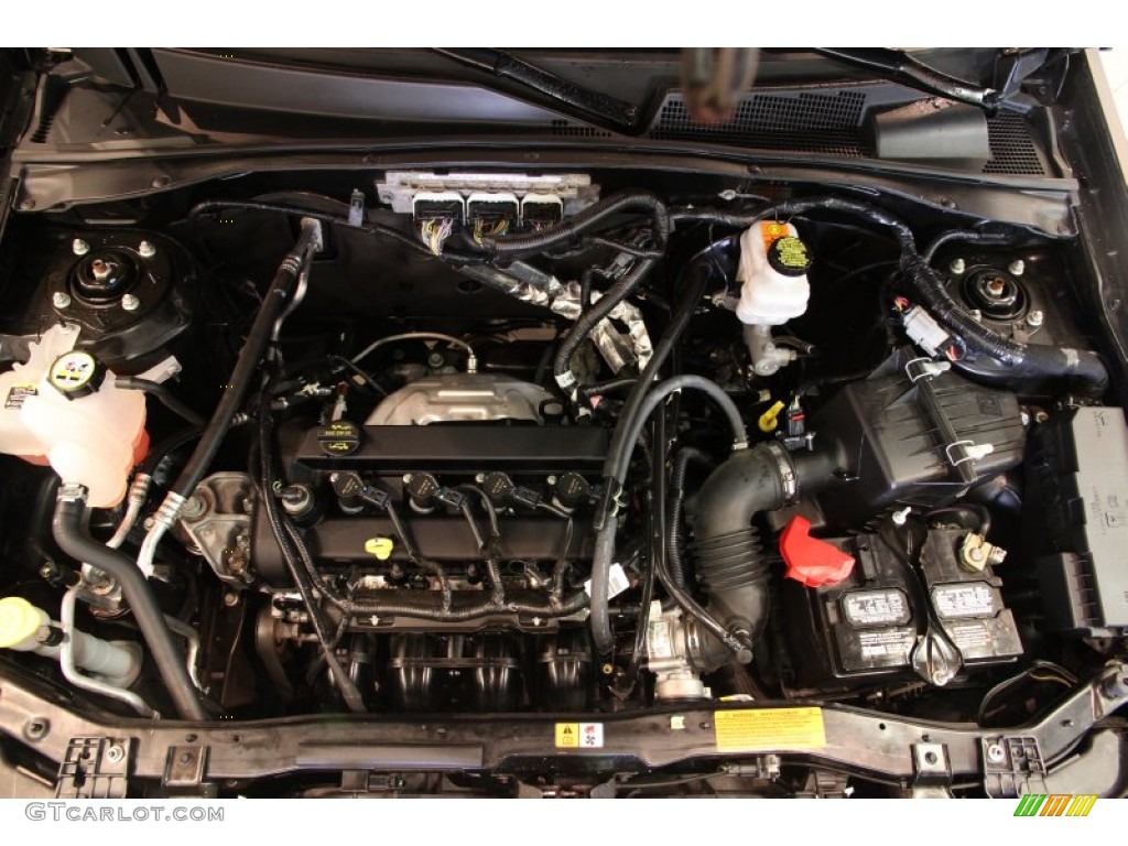 2011 Escape XLT - Tuxedo Black Metallic / Charcoal Black photo #15