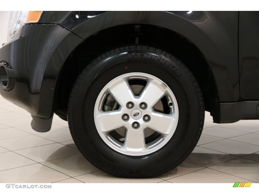 2011 Escape XLT - Tuxedo Black Metallic / Charcoal Black photo #16