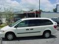 2005 Stone White Dodge Grand Caravan SE  photo #7