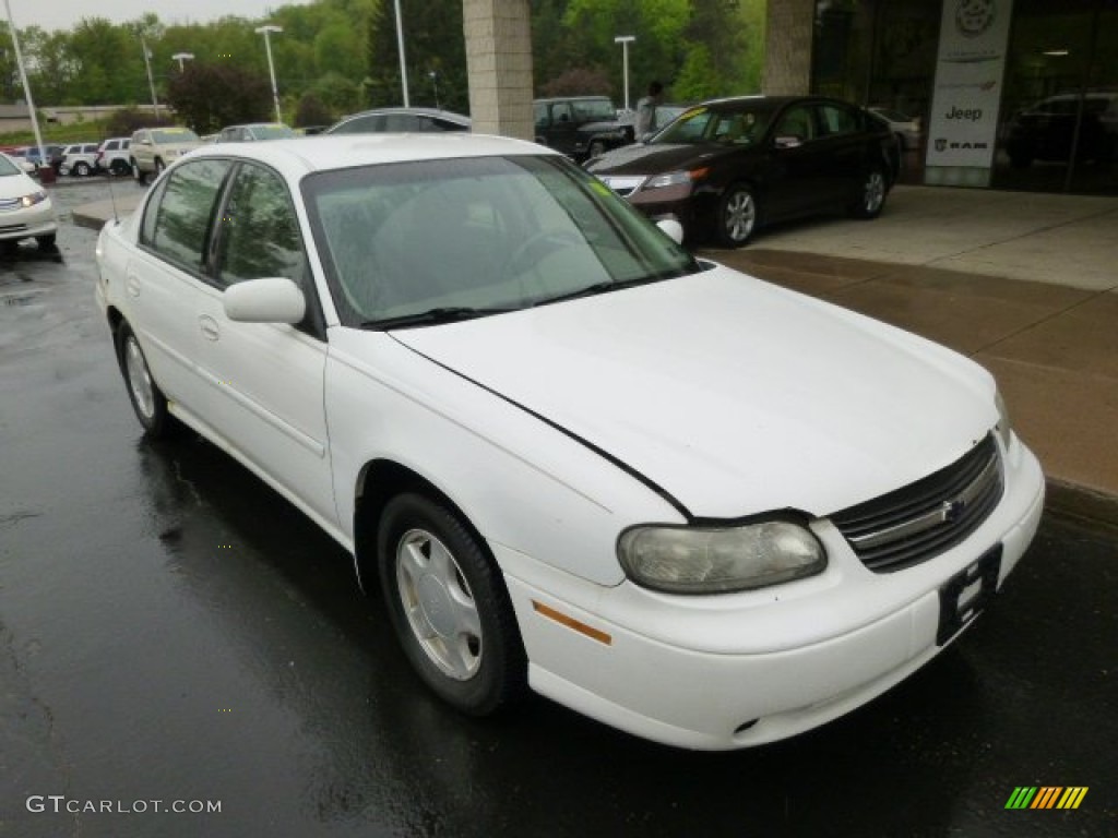 2000 Malibu LS Sedan - Bright White / Gray photo #2