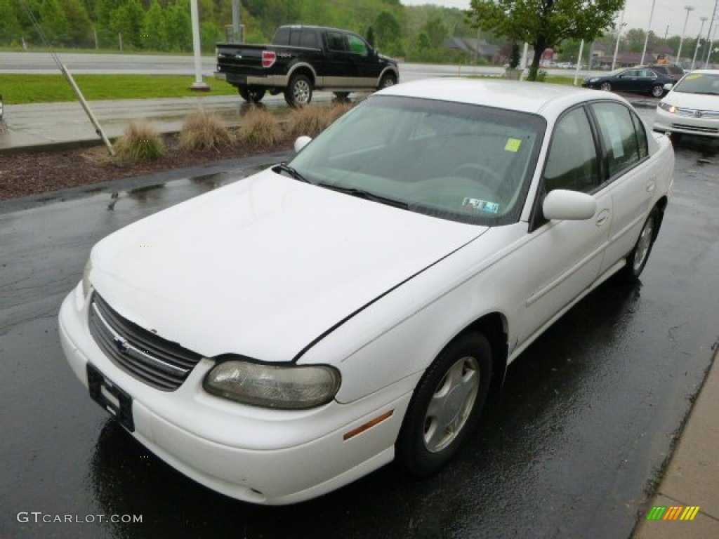 2000 Malibu LS Sedan - Bright White / Gray photo #4