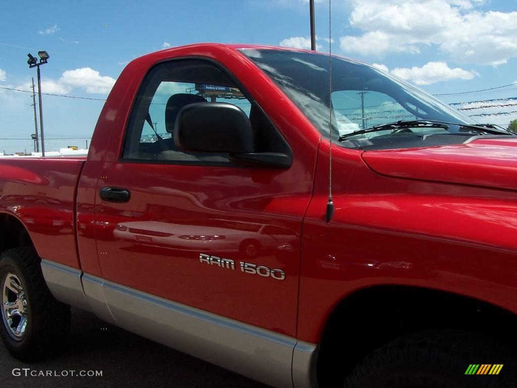2005 Ram 1500 SLT Regular Cab 4x4 - Flame Red / Dark Slate Gray photo #14