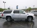 Silver Lining - Escalade ESV Platinum AWD Photo No. 6