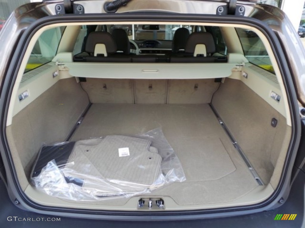 2015 Volvo XC70 T5 Drive-E Trunk Photo #93550357