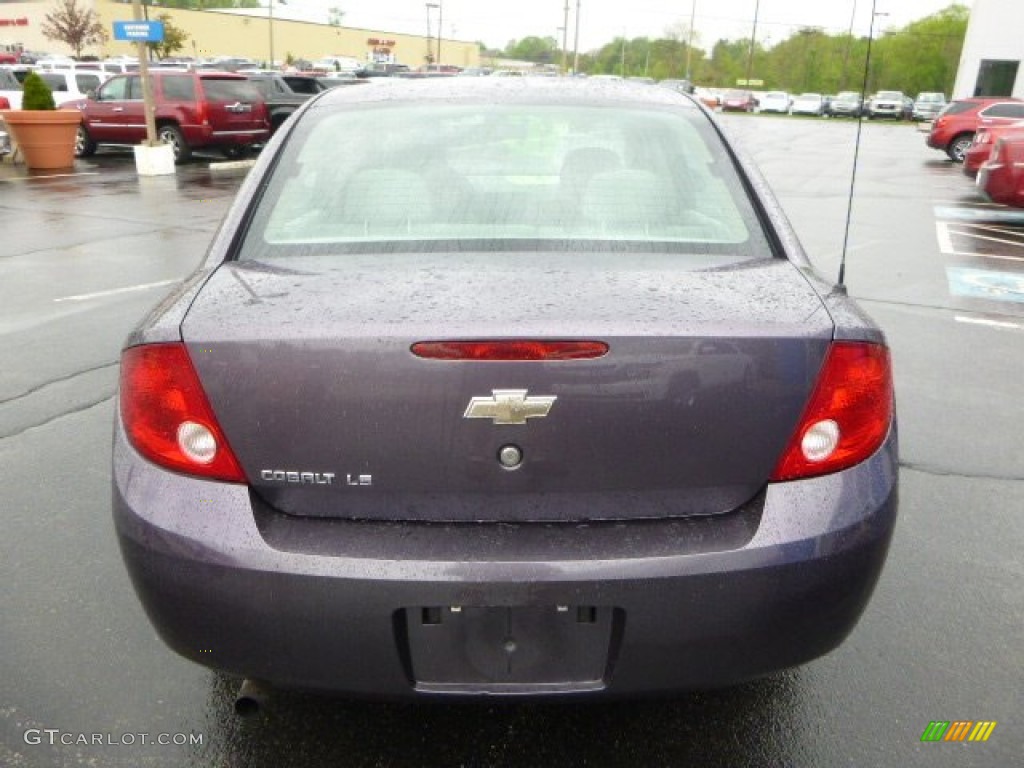 2006 Cobalt LS Sedan - Majestic Amethyst Metallic / Gray photo #4