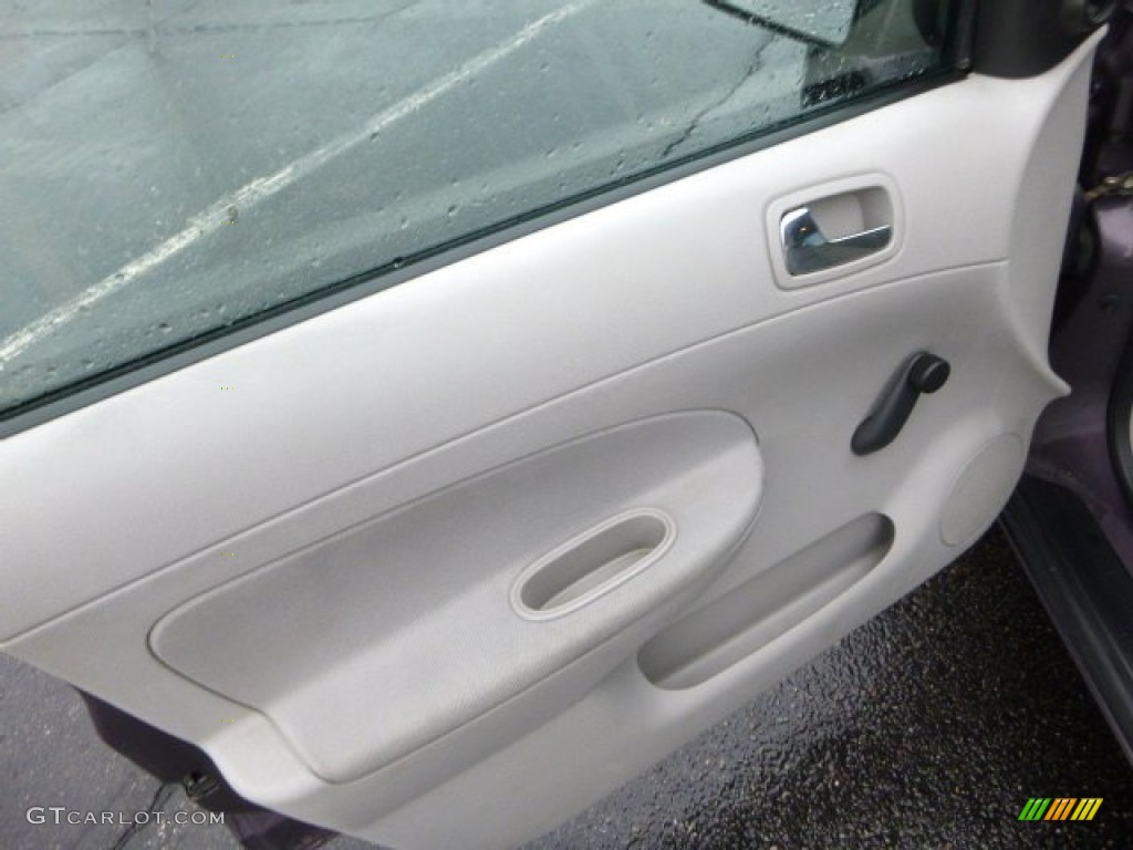 2006 Cobalt LS Sedan - Majestic Amethyst Metallic / Gray photo #14