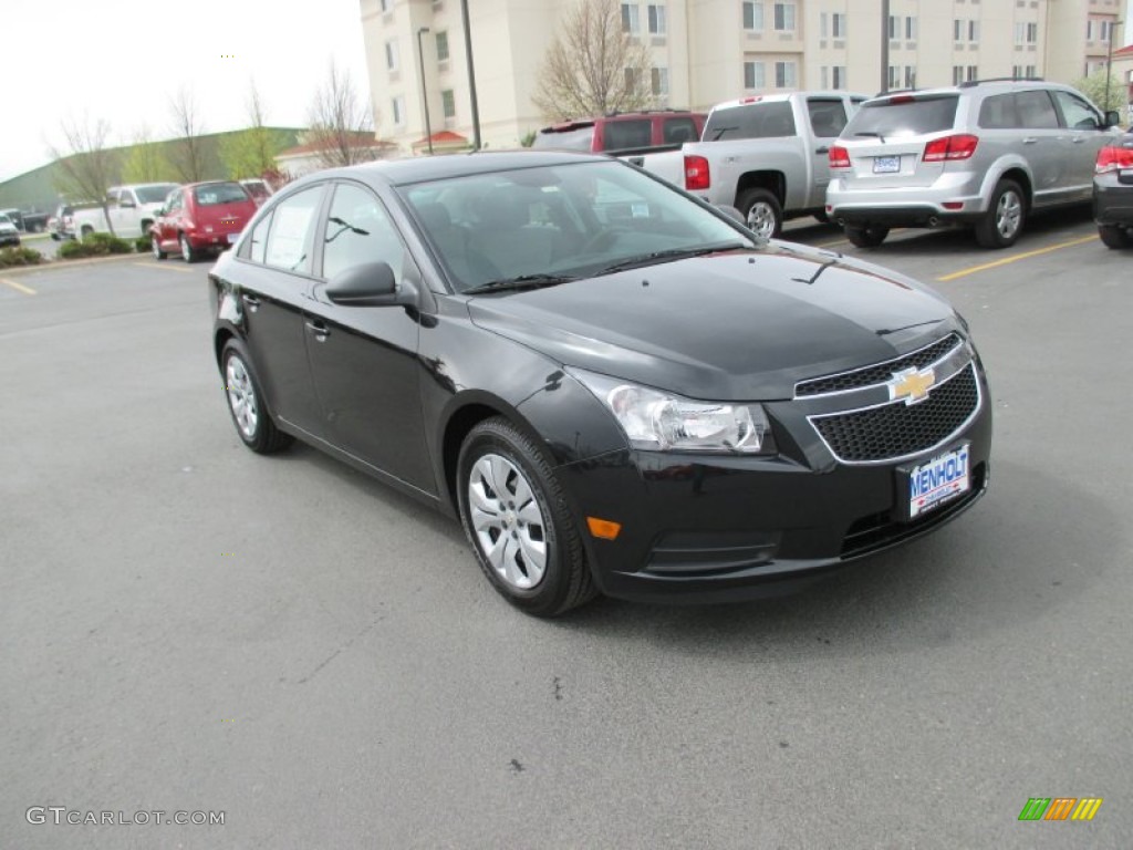 2014 Cruze LS - Black Granite Metallic / Jet Black/Medium Titanium photo #1