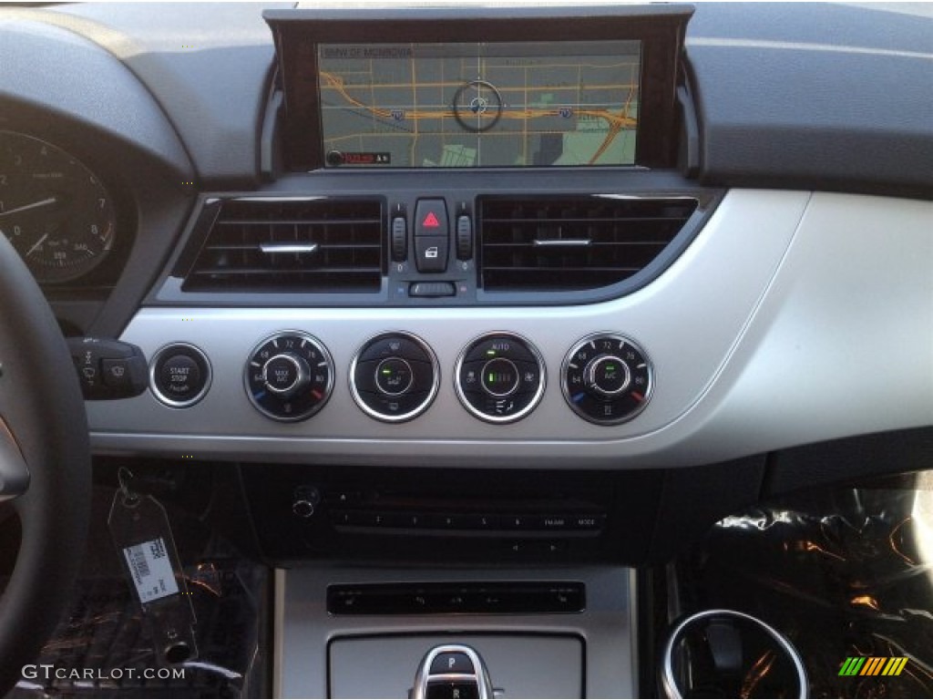 2015 BMW Z4 sDrive28i Controls Photo #93551950