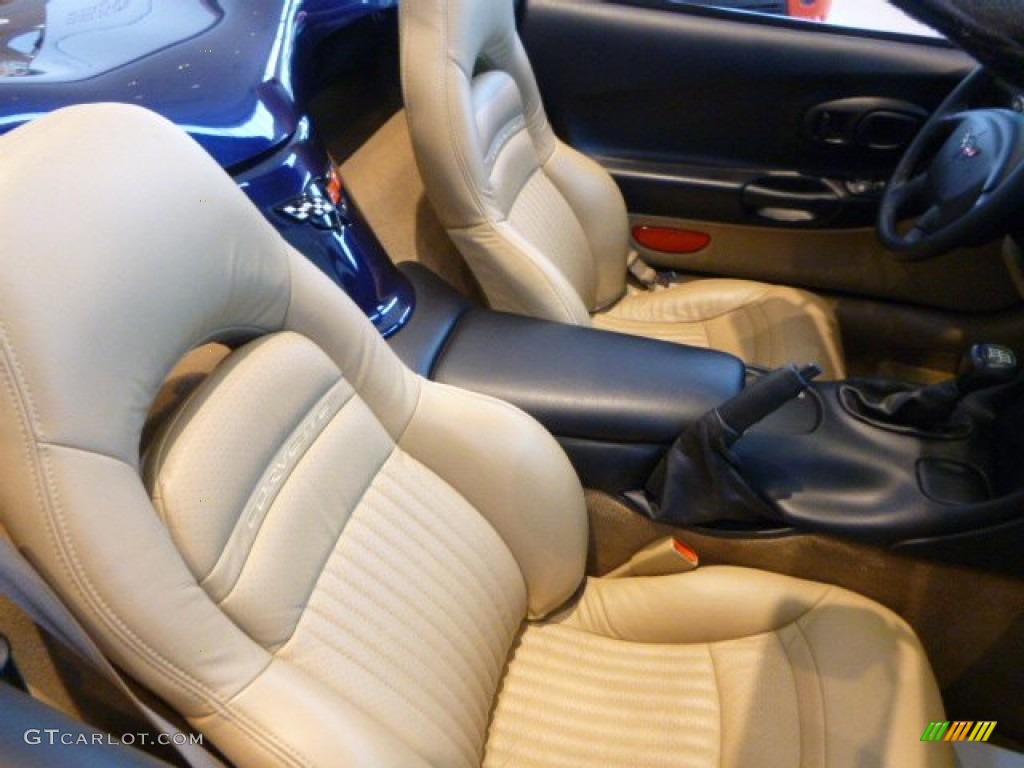 2001 Corvette Convertible - Navy Blue Metallic / Light Oak photo #10