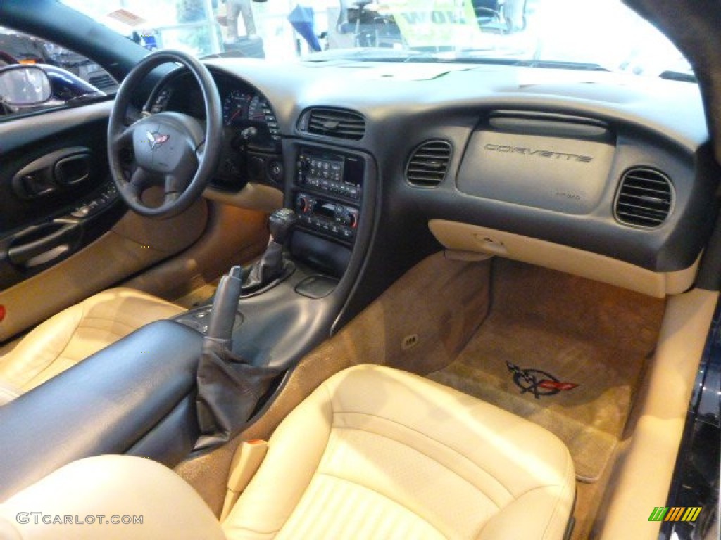 2001 Corvette Convertible - Navy Blue Metallic / Light Oak photo #11
