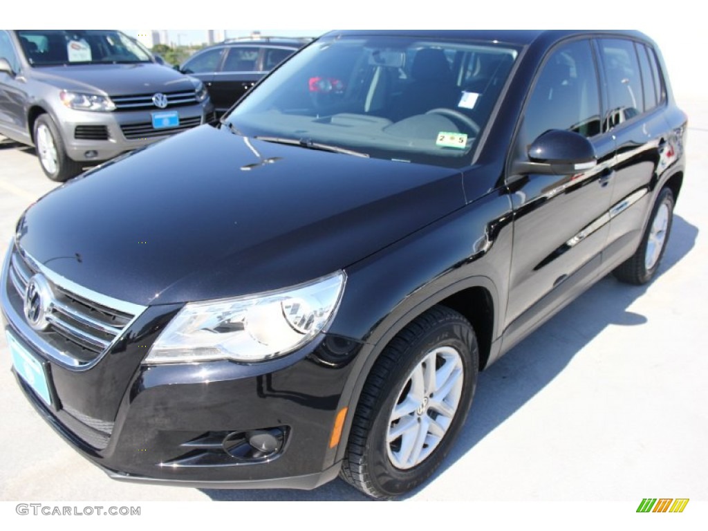 2011 Tiguan S - Deep Black Metallic / Charcoal photo #3