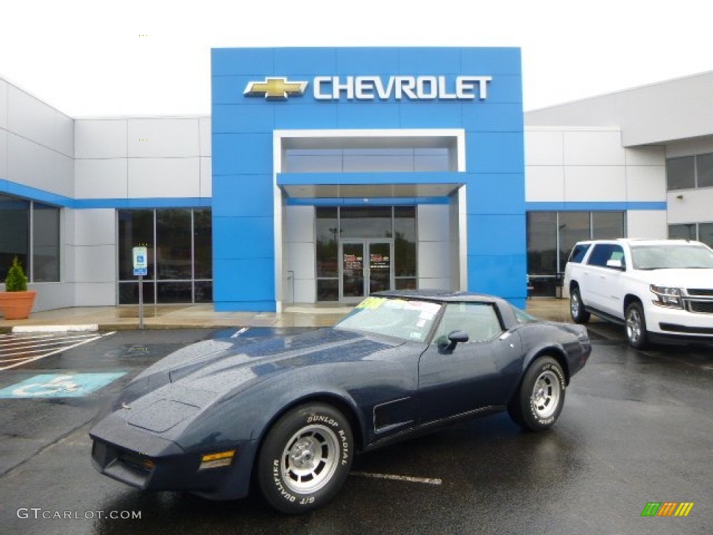 Dark Blue Metallic Chevrolet Corvette