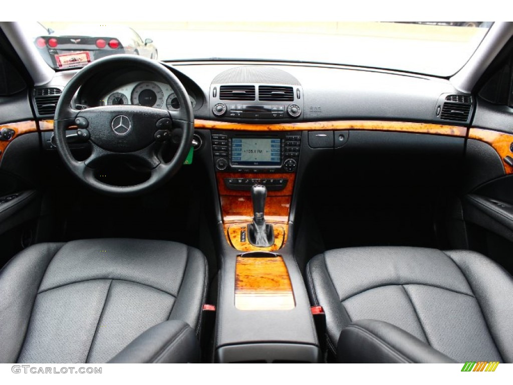 2008 Mercedes-Benz E 350 4Matic Sedan Black Dashboard Photo #93555001