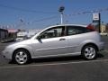 2005 CD Silver Metallic Ford Focus ZX3 SES Coupe  photo #3