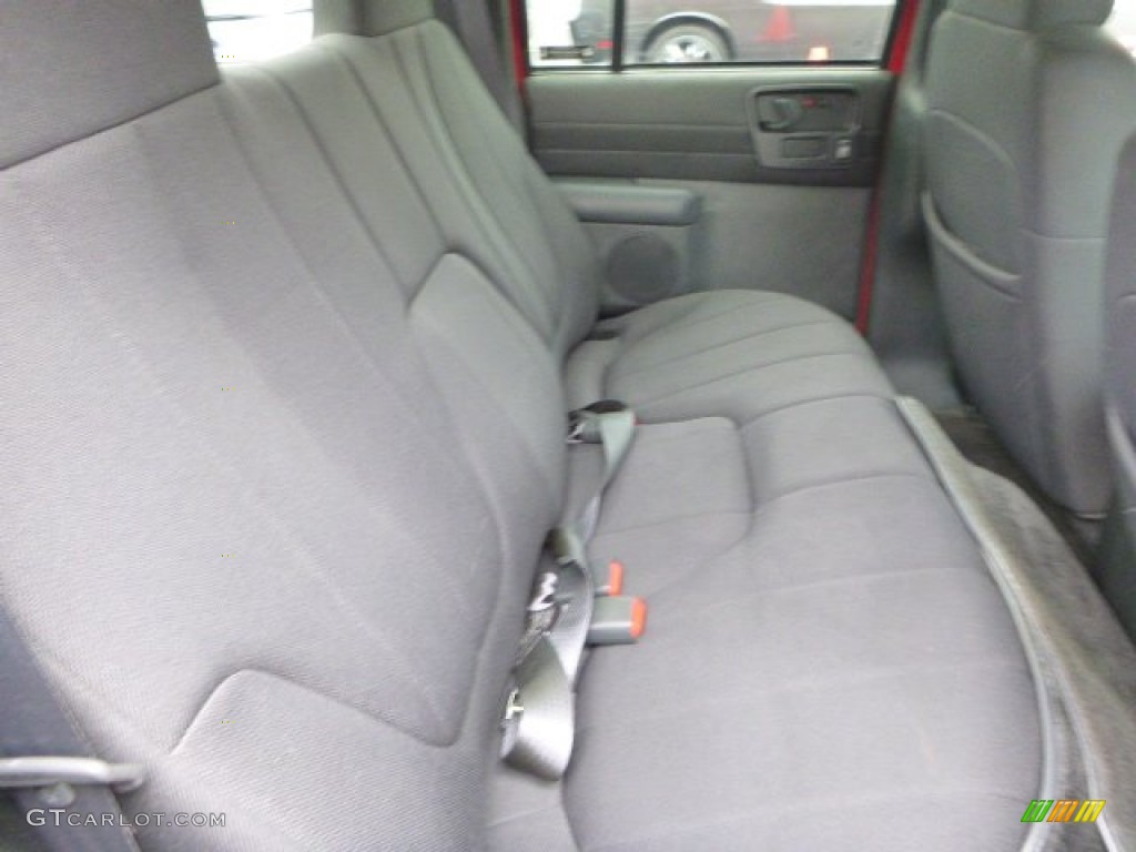 2003 S10 LS Crew Cab 4x4 - Victory Red / Graphite photo #14