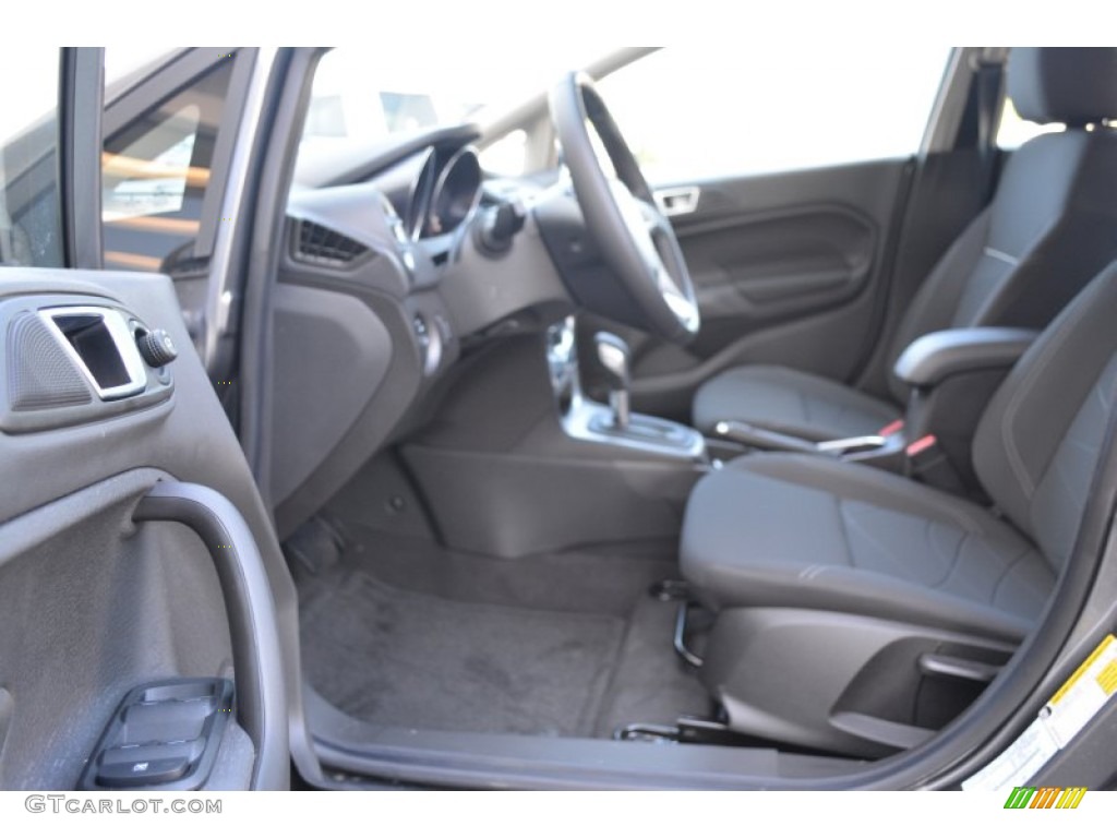 2014 Fiesta SE Sedan - Storm Gray / Charcoal Black photo #6