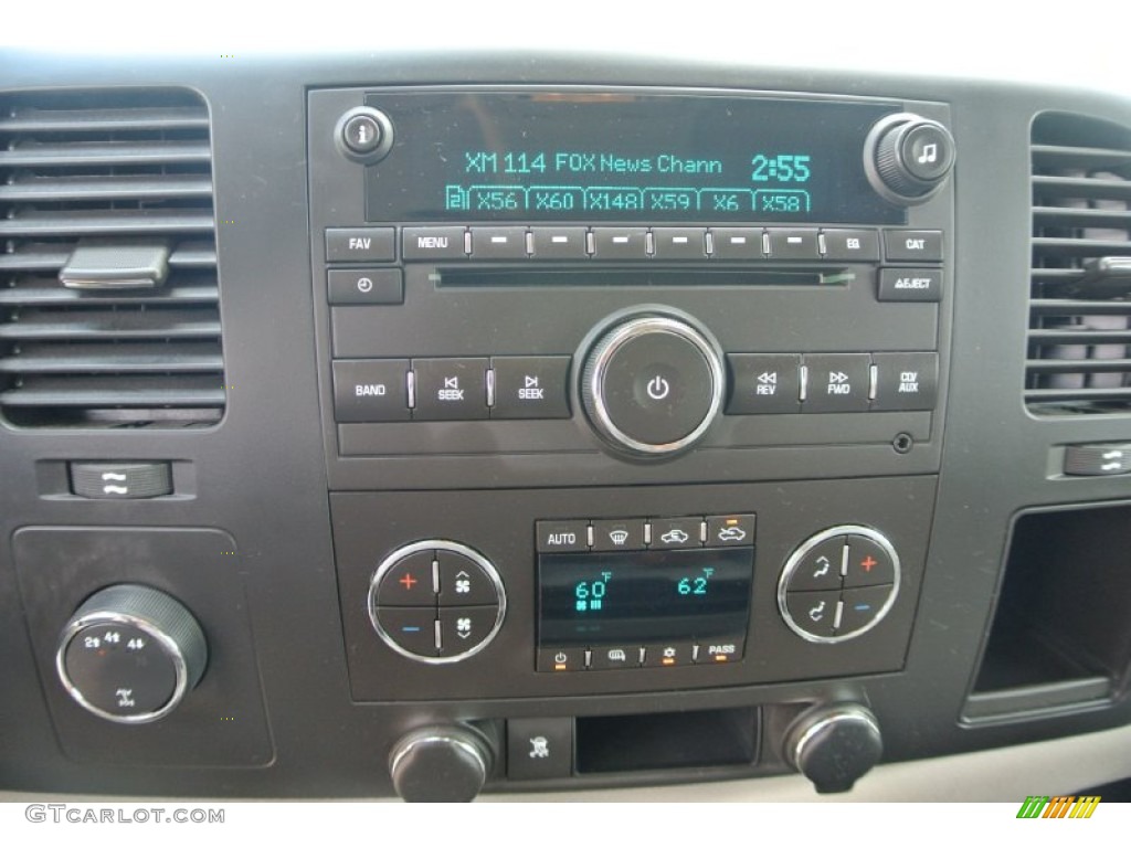 2010 Silverado 2500HD LT Crew Cab 4x4 - Sheer Silver Metallic / Light Titanium/Ebony photo #10