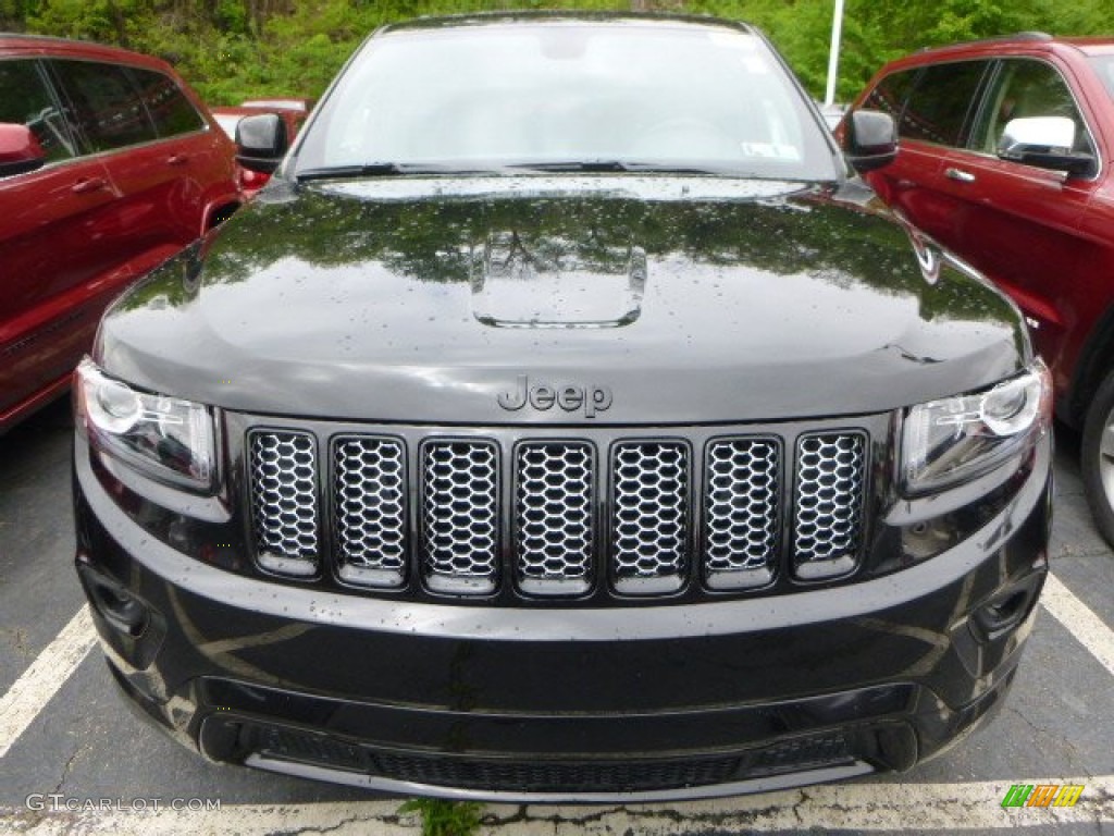 2014 Grand Cherokee Laredo 4x4 - Brilliant Black Crystal Pearl / Morocco Black photo #5