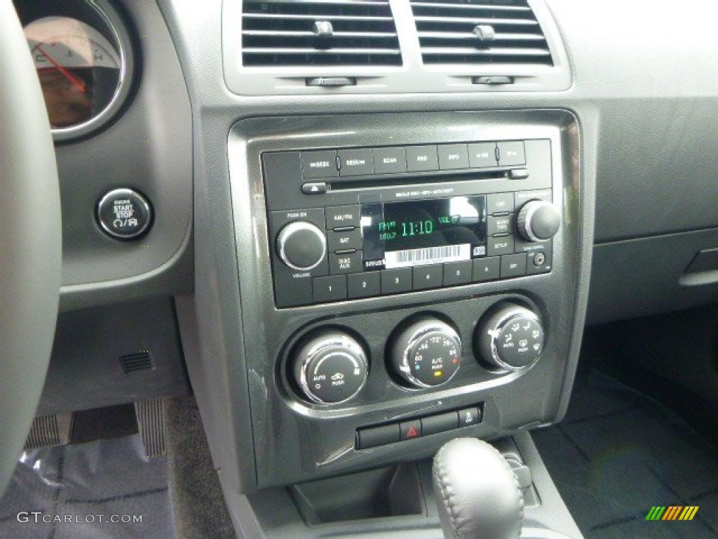 2014 Challenger SXT - Billet Silver Metallic / Dark Slate Gray photo #19