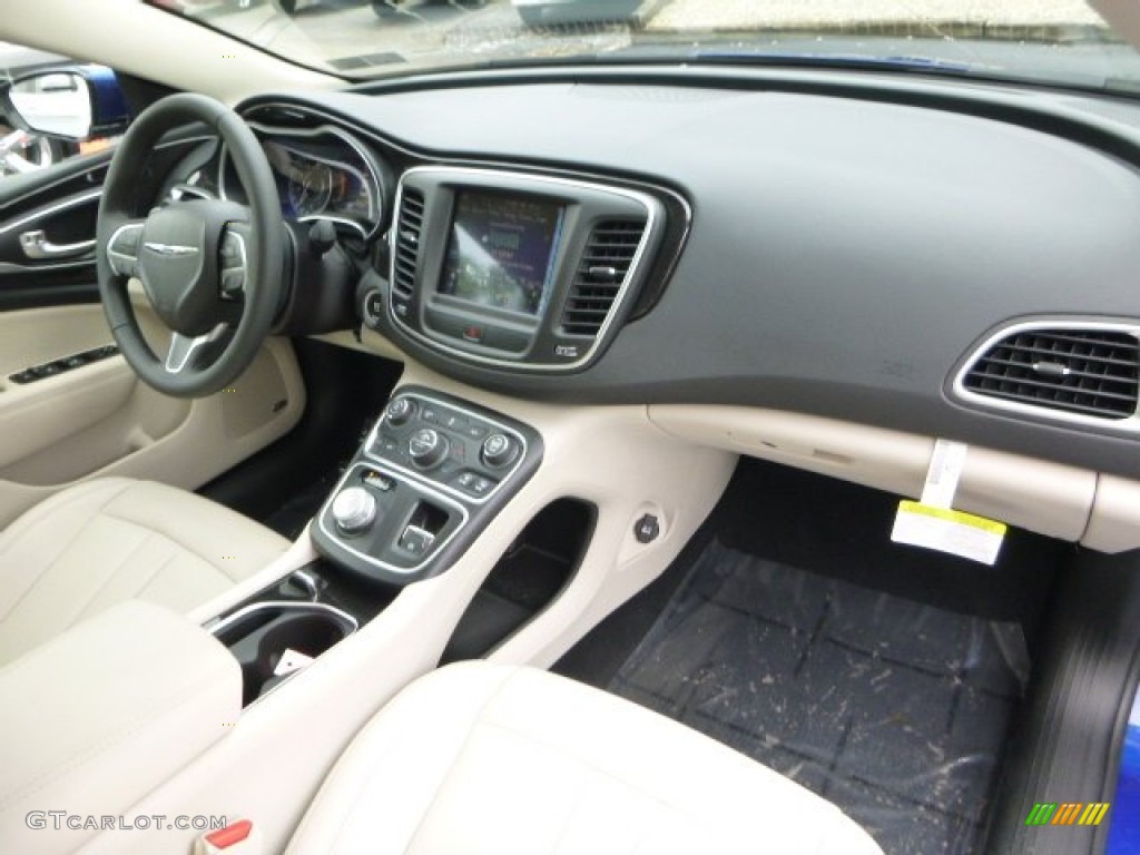 2015 Chrysler 200 C Black/Linen Dashboard Photo #93572500