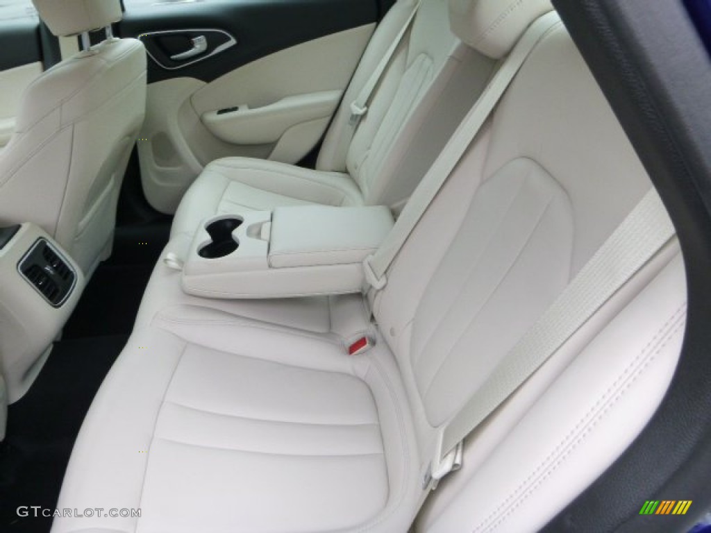 2015 Chrysler 200 C Rear Seat Photo #93572592