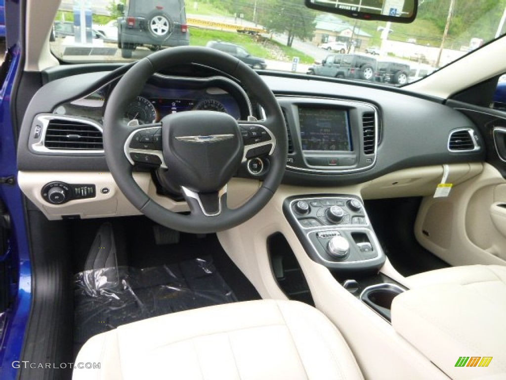 Black/Linen Interior 2015 Chrysler 200 C Photo #93572613