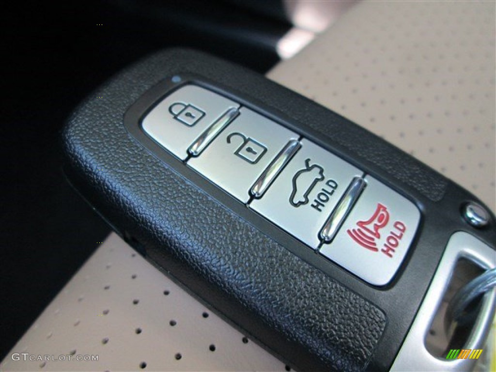 2014 Hyundai Azera Limited Sedan Keys Photos