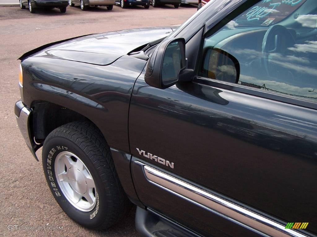 2004 Yukon SLT 4x4 - Deep Blue Metallic / Pewter/Dark Pewter photo #21