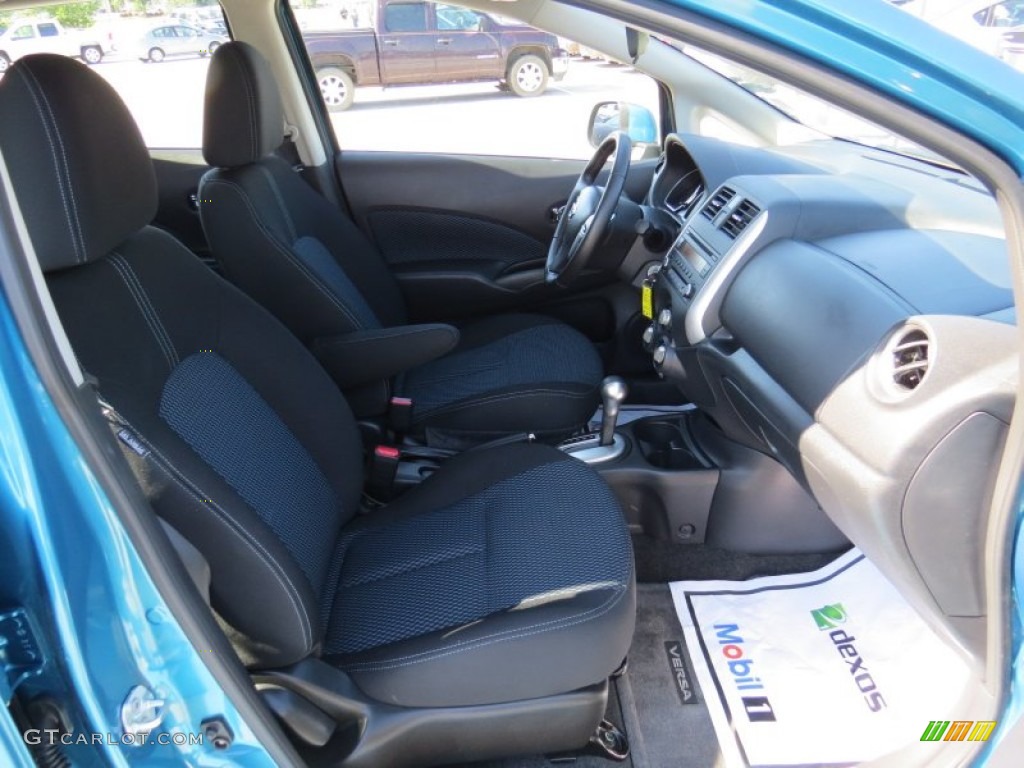 2014 Versa Note SV - Metallic Blue / Charcoal photo #15