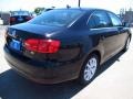 Black - Jetta SE Sedan Photo No. 6