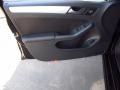Black - Jetta SE Sedan Photo No. 8