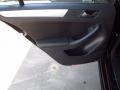 Black - Jetta SE Sedan Photo No. 10