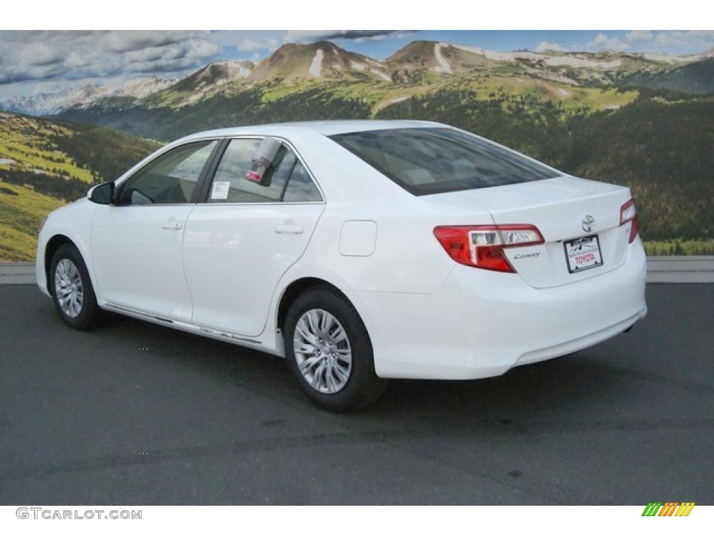 2014 Camry LE - Super White / Ivory photo #3