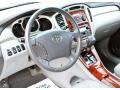 Millenium Silver Metallic - Highlander V6 4WD Photo No. 5