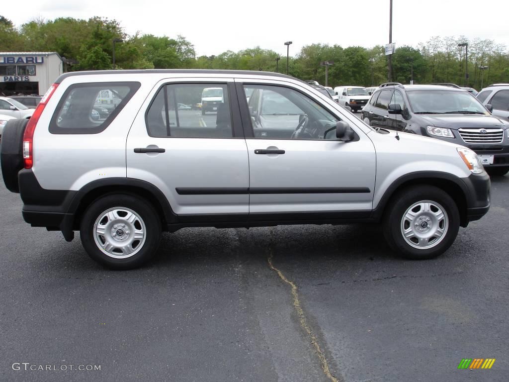 2006 CR-V LX 4WD - Alabaster Silver Metallic / Black photo #3