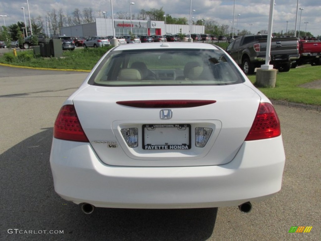 2007 Accord EX-L V6 Sedan - Taffeta White / Ivory photo #3