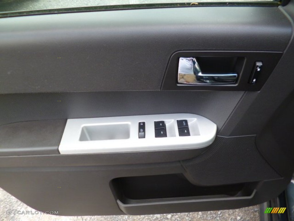 2008 Mariner I4 4WD - Tungsten Grey Metallic / Black photo #17