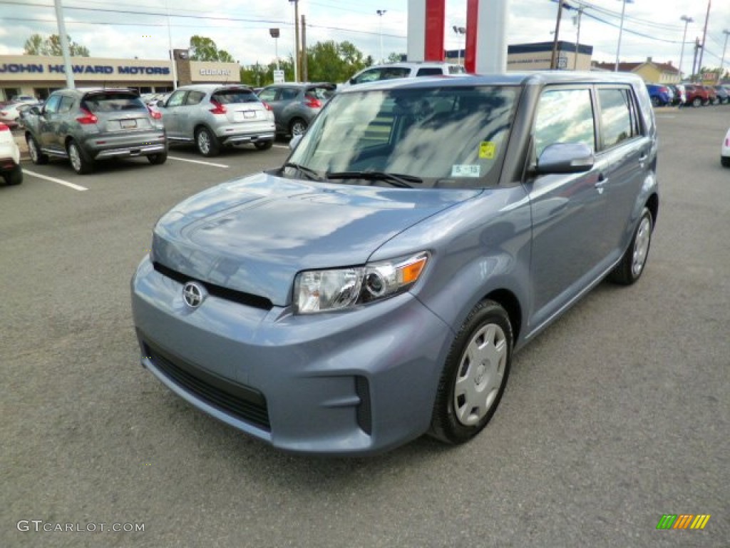 2012 xB  - Stingray Metallic / Dark Gray photo #3